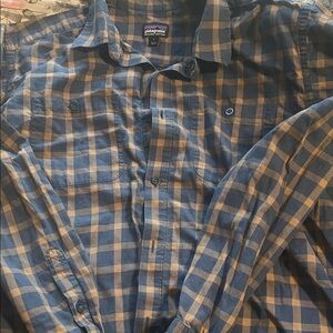 Patagonia Men's Blue and Tan Plaid Shirt